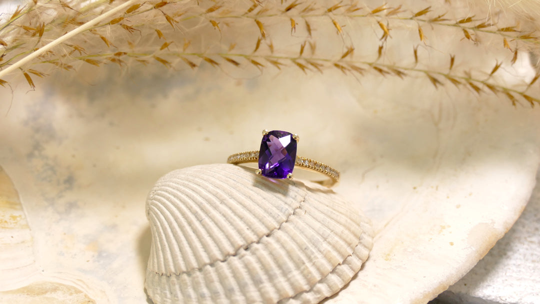 10k Yellow Gold Amethyst Ring (Size 7)