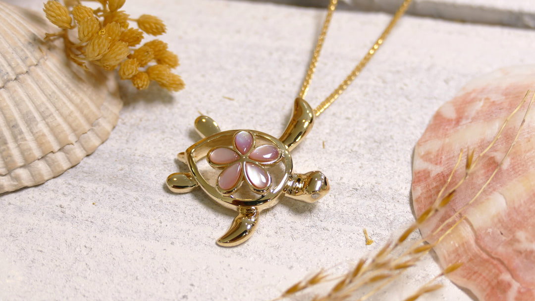 14k - Yellow Gold Pink Mother of Pearl Turtle Pendant