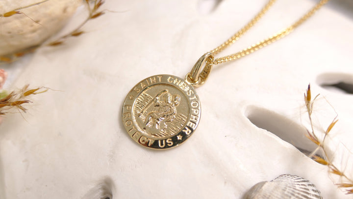 14k Yellow Gold Round Saint Christopher Pendant