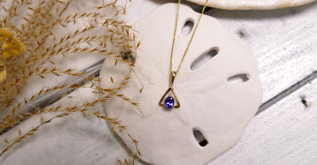 14k Yellow Gold .4ct Tanzanite Oval Pendant