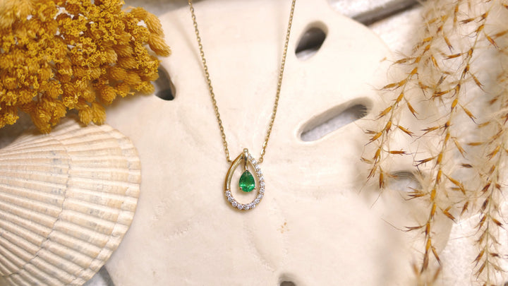 14k Yellow Gold + 0.08ct Diamond 0.12ct Pear Emerald Necklace
