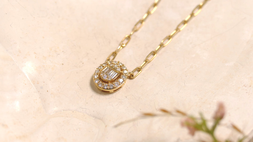 14k Yellow Gold Diamond .30ct Baguette Oval Necklace Paperclip Chain