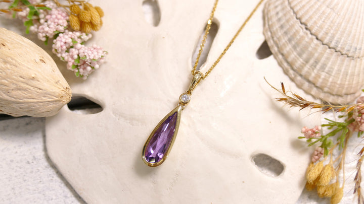 14k Yellow Gold Teardrop 2.10ct 1Diamond .031CT Amethyst Pendant