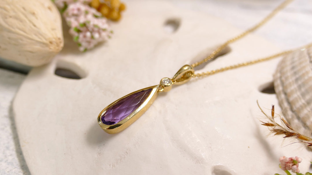 14k Yellow Gold Teardrop 2.10ct 1Diamond .031CT Amethyst Pendant