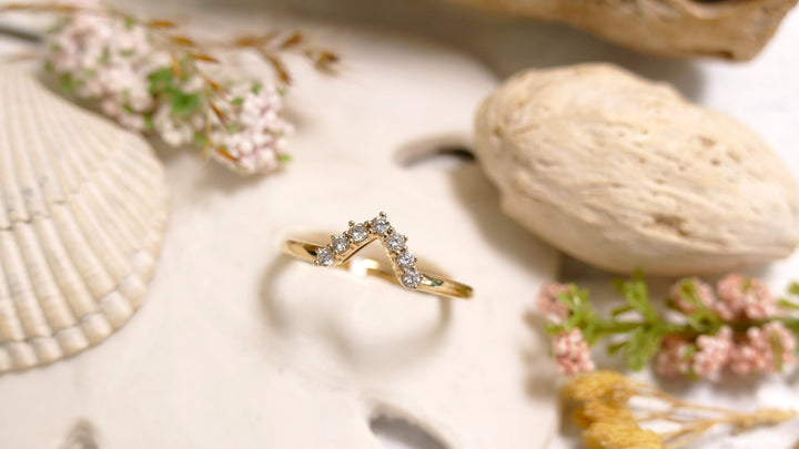 14k Yellow Gold .20ct "V" Diamond Ring (Size 6.75)