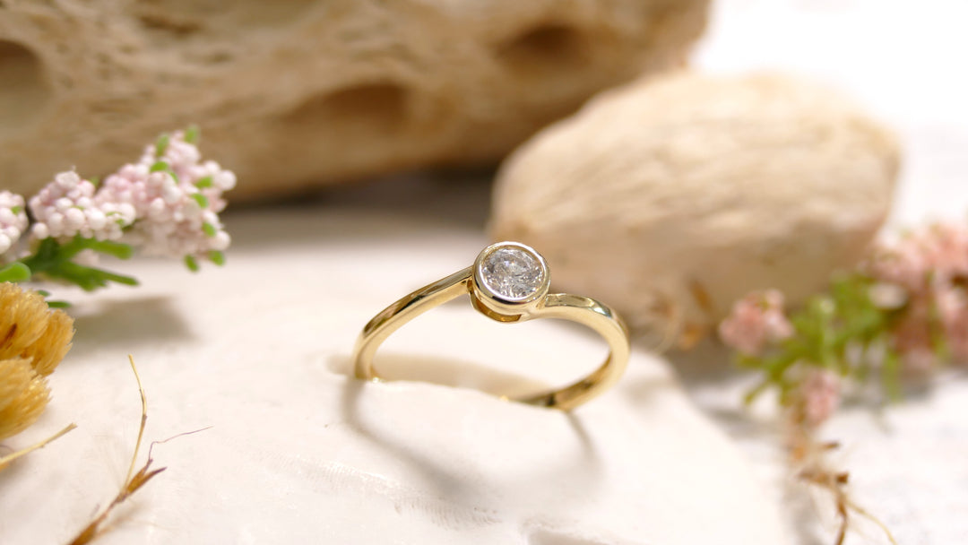 14K Yellow Gold Bezel 0.26ct Natural Diamond Ring