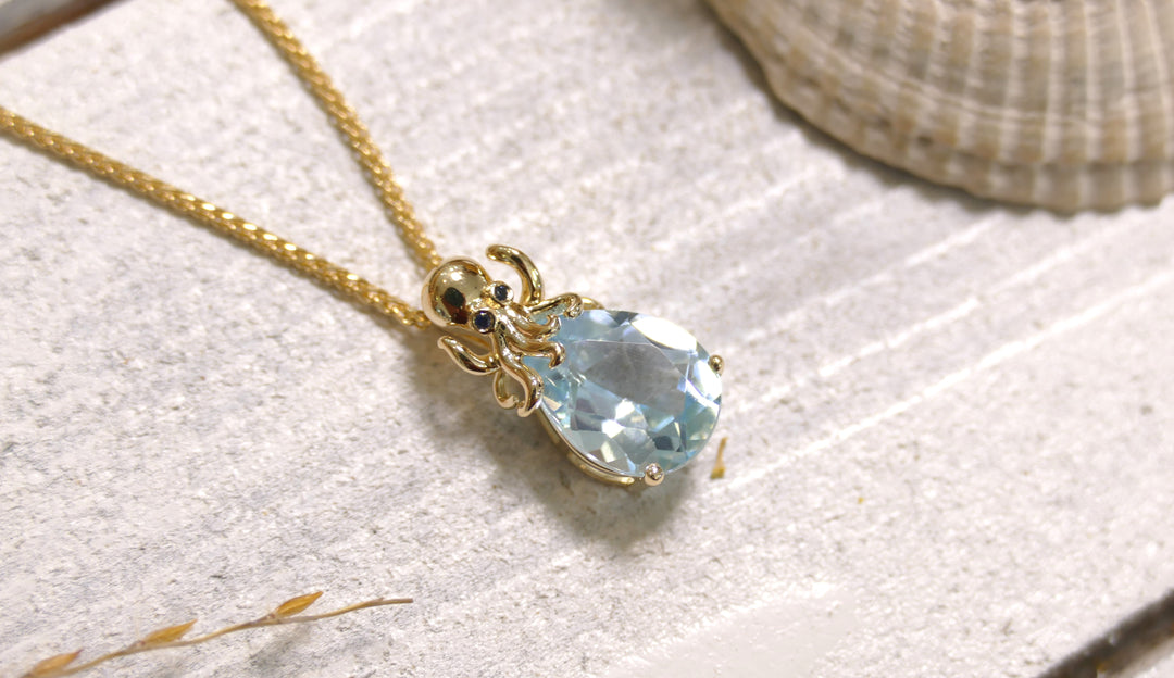 14k - Yellow Gold Octopus Blue Topaz Pendant