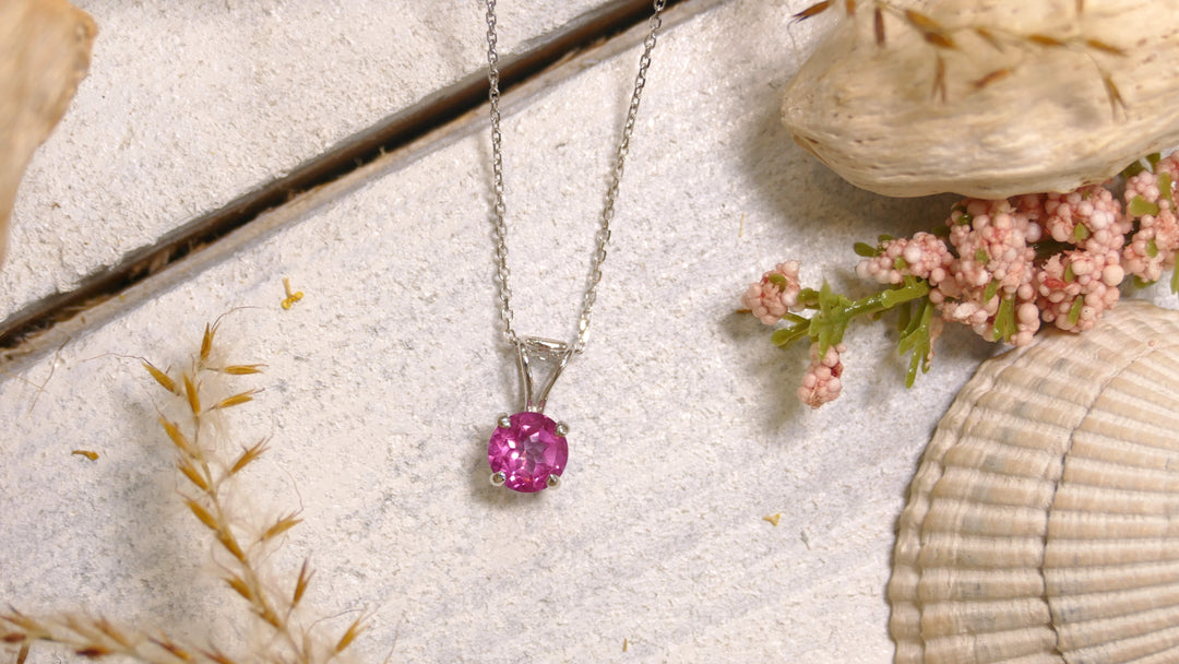 14k White Gold Pink Zircon Round Pendant