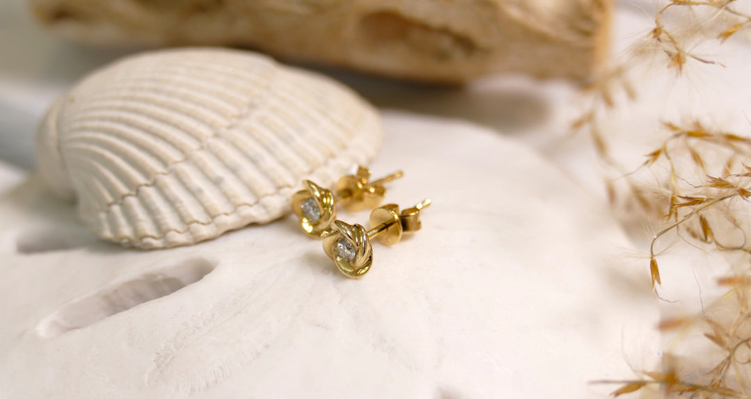 14k Yellow Gold 0.16ct Diamonds Rose Stud Earrings