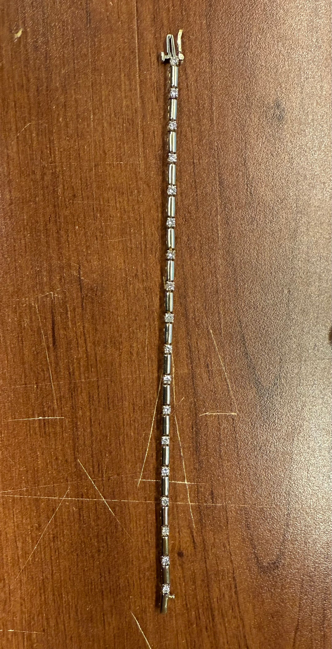 14ky gold bracelet with 1cttw