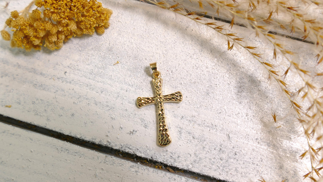 14k Yellow Gold Cross D/C Maltese Pendant 4mm Bail (Chain not Included)