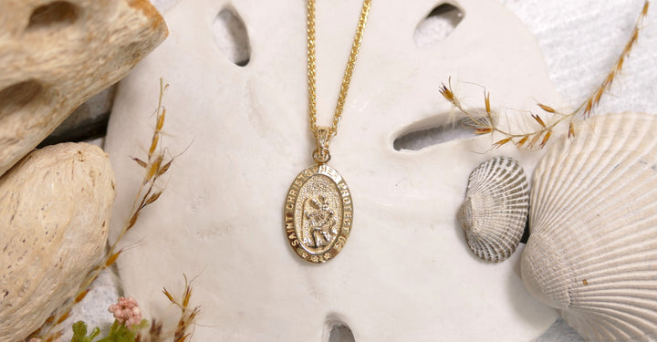 14k Yellow Gold Oval Saint Christopher Pendant