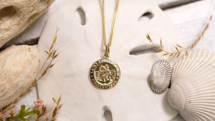 14k Yellow Gold Round Saint Christopher Pendant