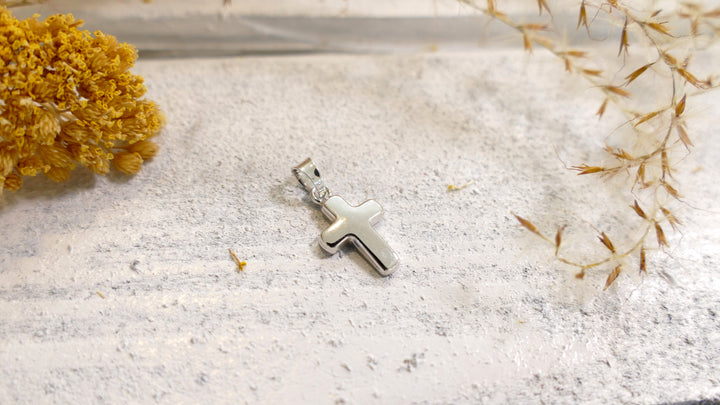 14k White Gold Cross Small, Flat Pendant 4mm Bail (Chain not Included)