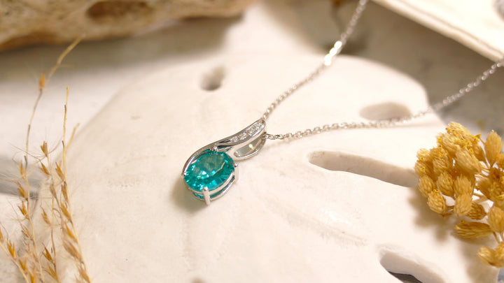 14k White Gold 0.04ct Paraiba Tourmaline Oval Necklace