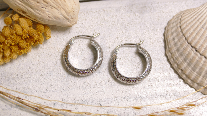 14k White Gold Diamond Cut Small Hoop