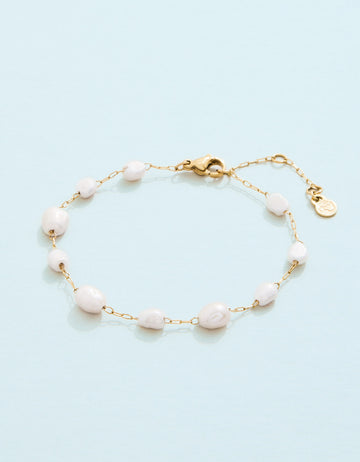 White Pearl Buckingham Bracele