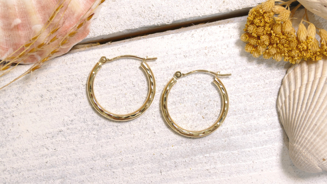 14k Yellow Gold Diamond Cut Hoop Earrings