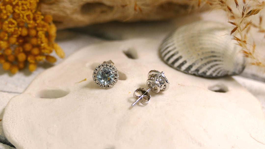 10k White Gold Round Aquamarine Illusion Halo Stud Earrings
