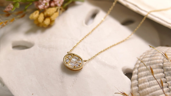 18k Yellow Gold Diamond .20ct Baguette Oval Necklace