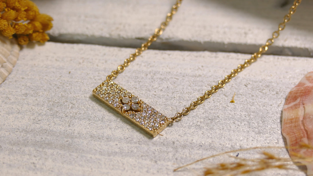 14k Yellow Gold Diamond 0.55ct Center Flower Bar Necklace
