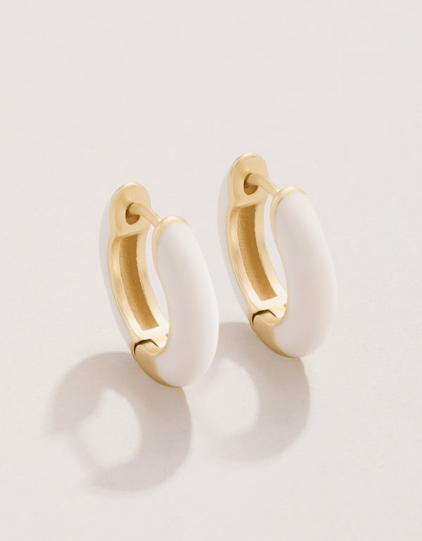 Clara Hoop Earrings 15mm
Crea