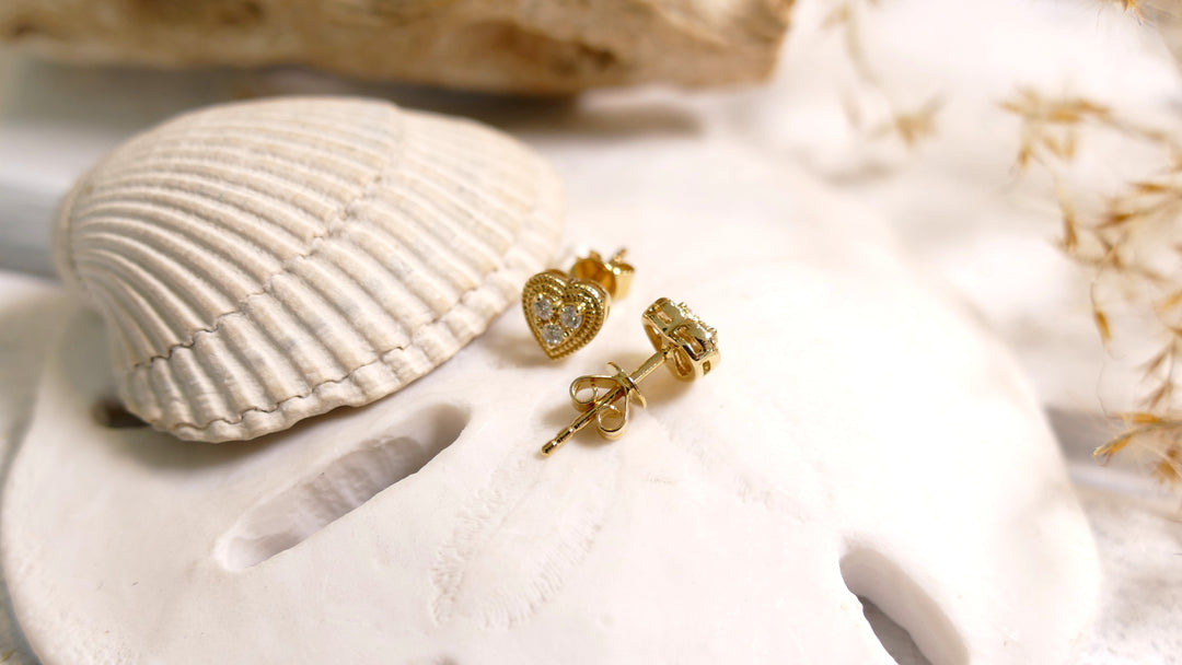 14k Yellow Gold 0.13ct Diamonds Stud Heart - Cluster Diamond Earrings