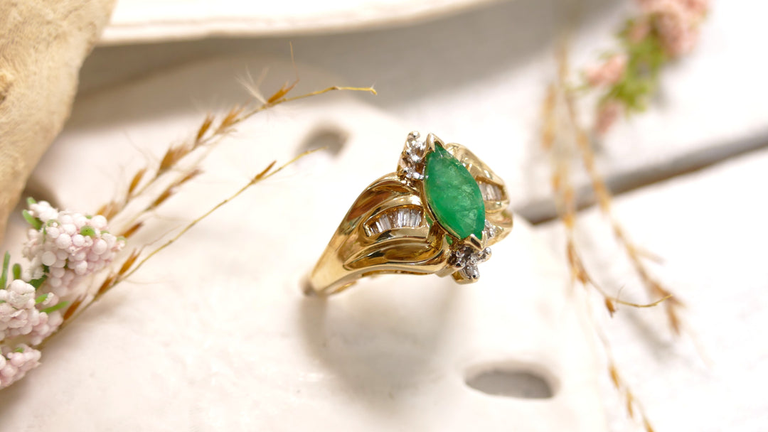 14k Yellow Gold Emerald 0.48ct Marquise Accent Diamonds/Baguette - Estate Style - Ring