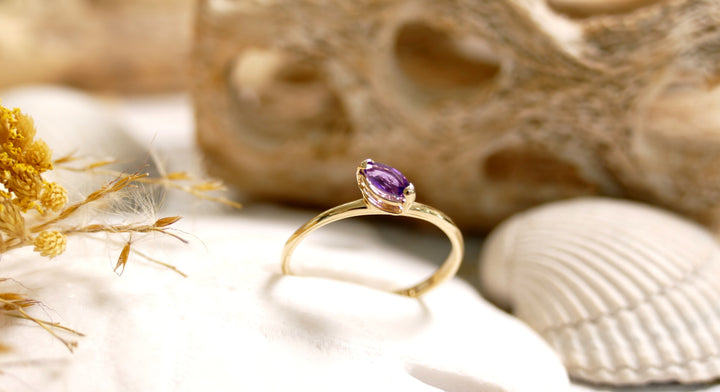 14k Yellow Gold Amethyst Stackable Sideways Marquise Ring (Size 7)