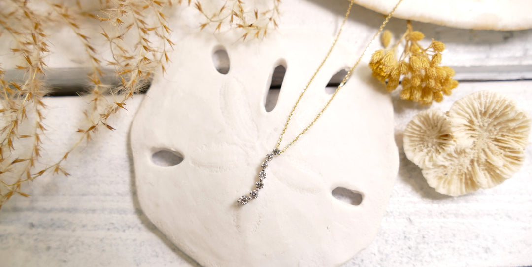 14k - Two Tone 10kw - Curved - .28 Natural Diamond Necklace