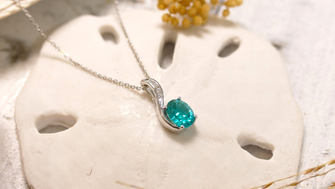 14k White Gold 0.04ct Paraiba Tourmaline Oval Necklace