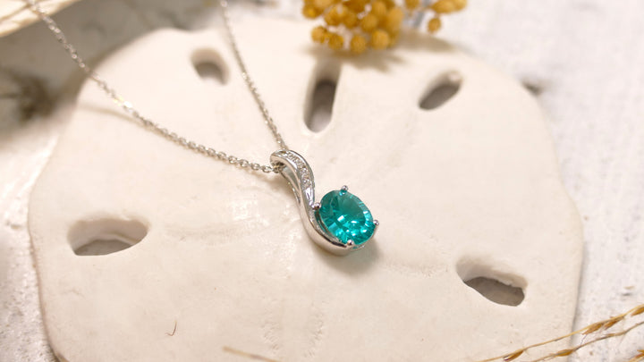 14k White Gold 0.04ct Paraiba Tourmaline Oval Necklace