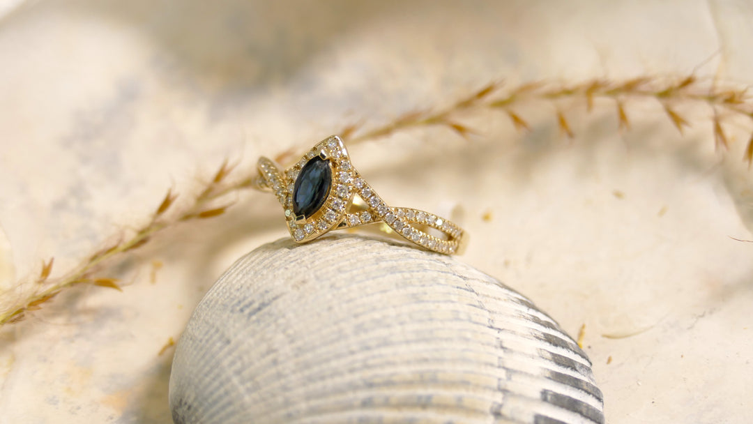 10k Yellow Gold Sapphire Marquise Ring (Size 6)