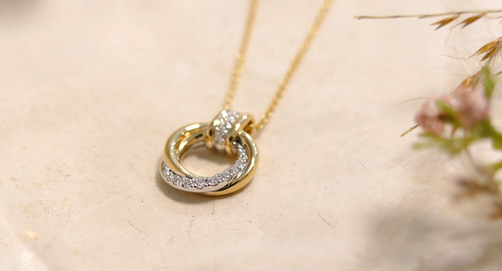 14k Yellow Gold Double Circle 0.10ct Diamond Necklace
