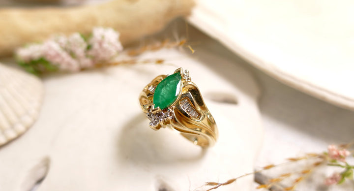 14k Yellow Gold Emerald 0.48ct Marquise Accent Diamonds/Baguette - Estate Style - Ring