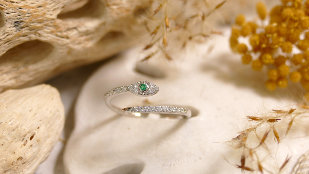 14K White Gold Emerald Eye 0.01ct 0.18ct Natural Diamond Open Ring