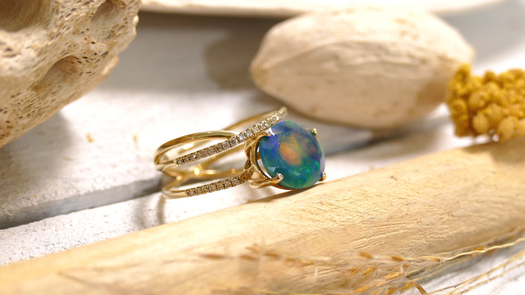 14k Yellow Gold Natural Diamond Oval Triple Band Twist - Green Ethiopian Opal (2.67ct) (Size 6.5)