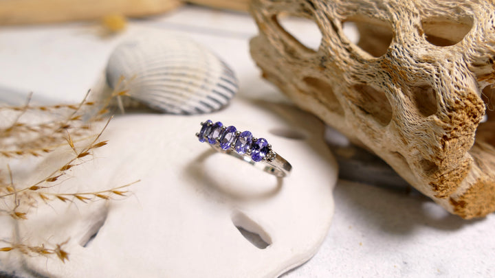 Sterling Silver Silver Tanzanite Ring (Size 6)
