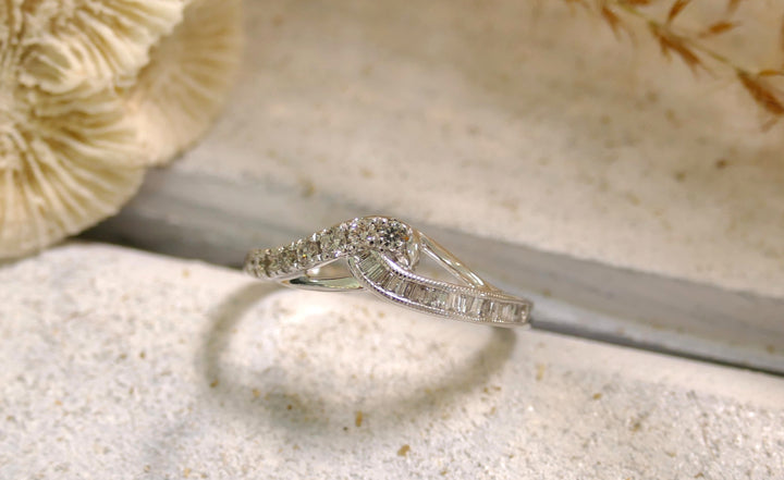 14K White Gold Fashion 0.40ct Natural Diamond Baguette Ring (Size 7)