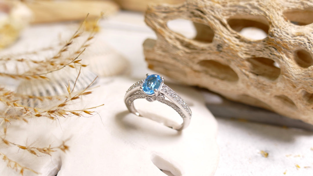 Sterling Silver - Silver Swiss Blue Topaz Oval Cubic Zirconia Ring (Size 7)
