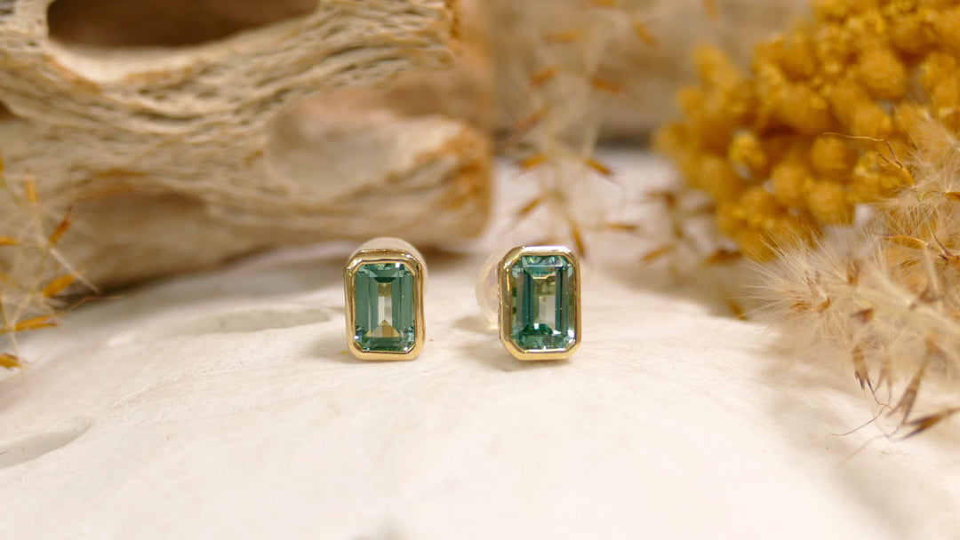 14k White Gold Square 1.4ct Caribbean Topaz Stud Earrings