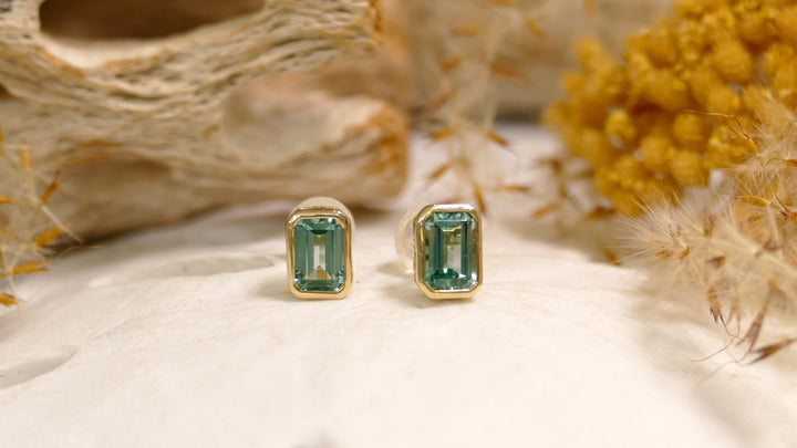 14k White Gold Square 1.4ct Caribbean Topaz Stud Earrings