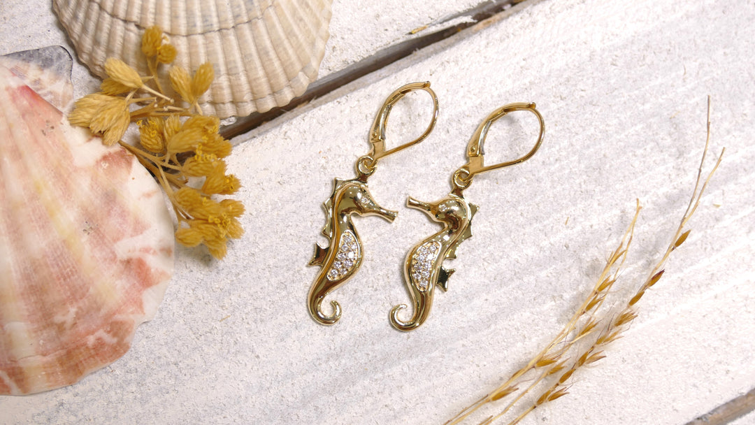 14k - Yellow Gold 0.18ct Natural Diamond Sea Horse Lever Back Earrings