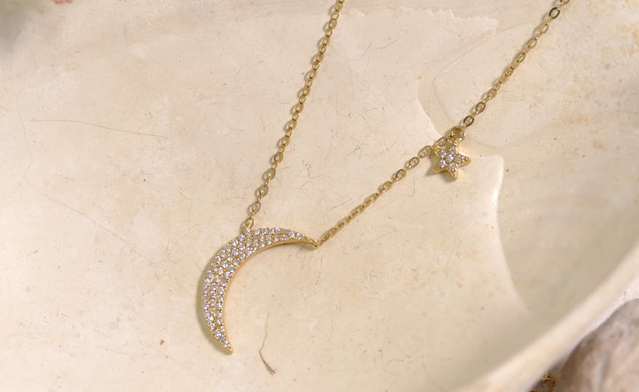 14k Yellow Gold Diamond 0.19ct Small Star - Pave Crescent Moon Necklace 18"