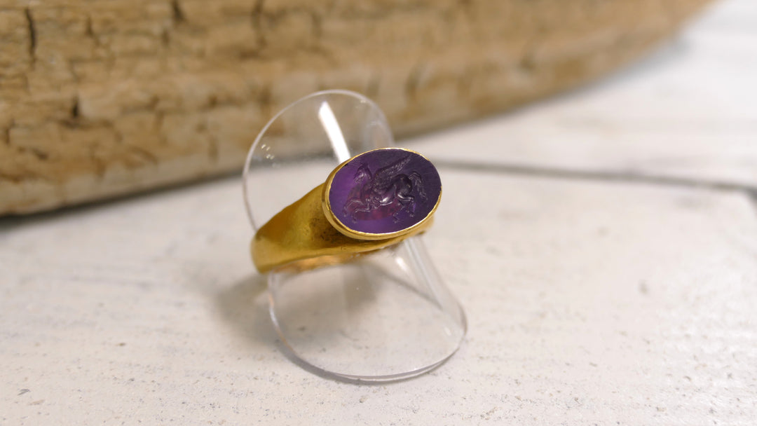 ROMAN AMETHYST PEGASUS GOLD RING SIZE 7.25(NOT INTENDED FOR WEARING)