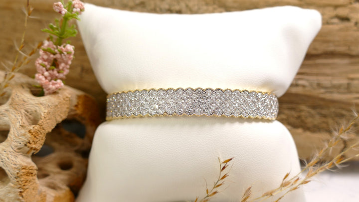 14k Two Tone Scallop Shell Edge 4.30ctw Diamond Bangle Bracelet