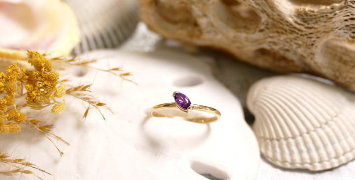 14k Yellow Gold Amethyst Stackable Sideways Marquise Ring (Size 7)