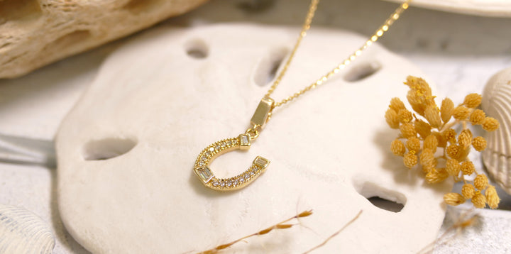 14k Yellow Gold Pave "Lucky Horse Shoe" 0.15ct Diamond Necklace