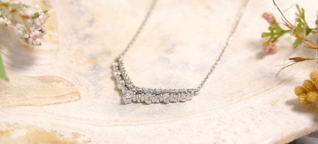 14k White Gold Diamond 0.50CT "Double V" Necklace 18"