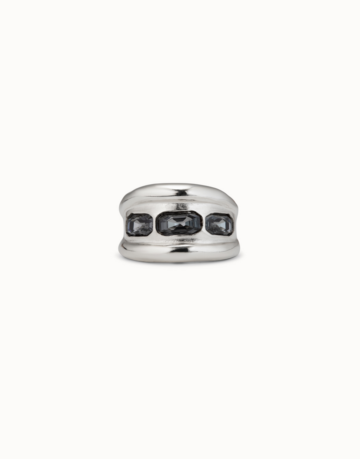 Sterling silver-plated ring with 3 gray crystals